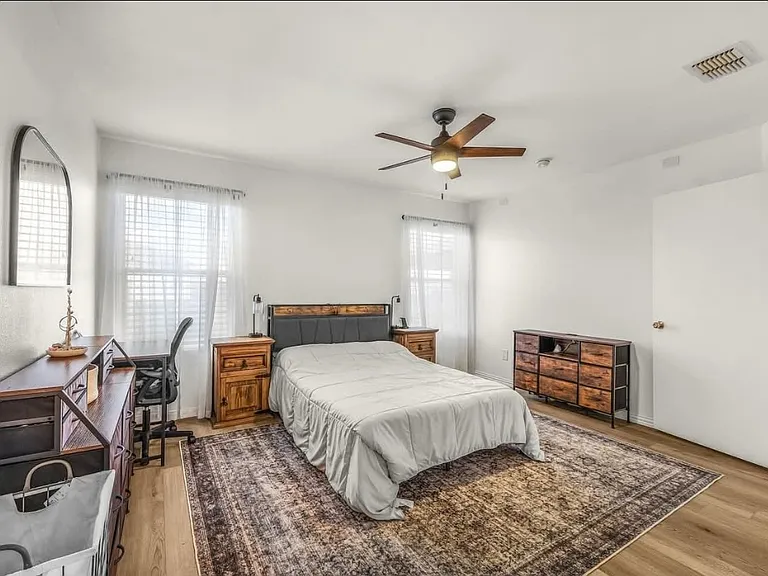 497 Brookbank Dr — Photo 16