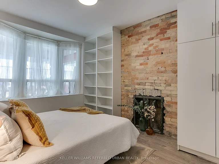 17 Wade Ave #MAIN — Photo 2