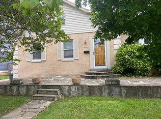 4512 Maple Ave, Bethesda, MD 20814