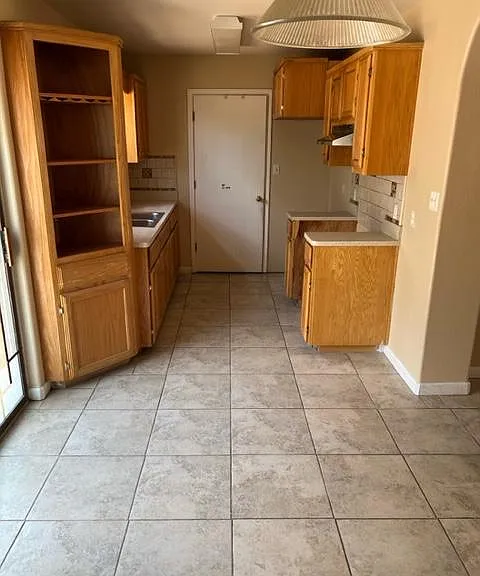 404 Habanero Dr — Photo 5