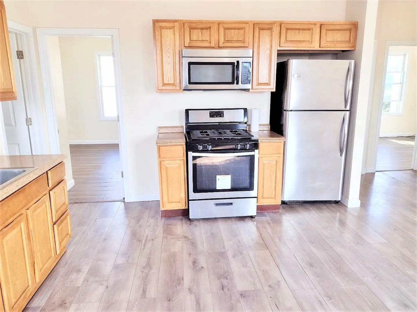 **Providence/Northside Large Three Bed - $1,950** — Photo 3