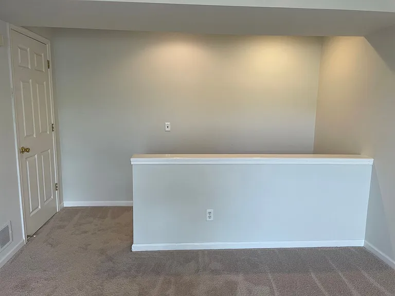 8221 N Annsbury Cir #10 — Photo 4