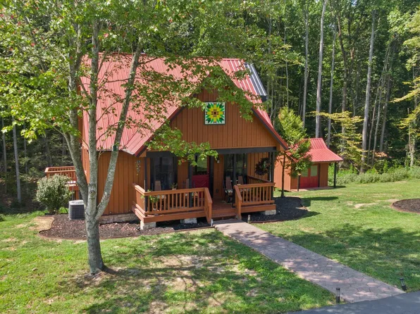 22 Elly Ave, Russell Springs, KY 42642