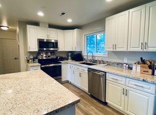 195 W Hemmi Rd, Bellingham, WA 98226