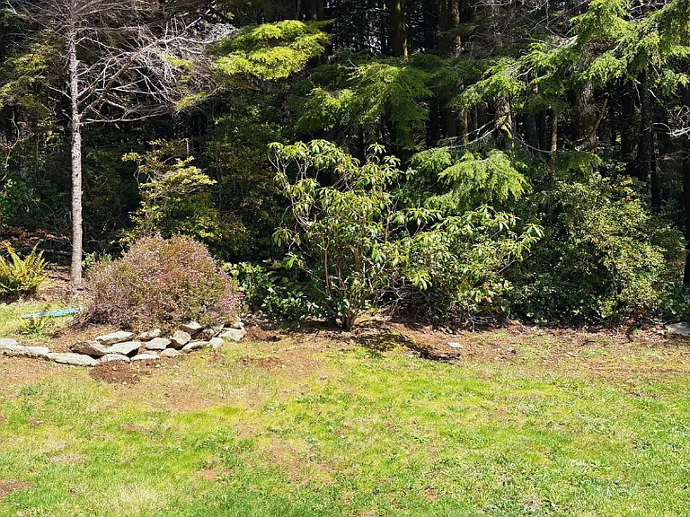 7205 SW Burl Dr — Photo 40