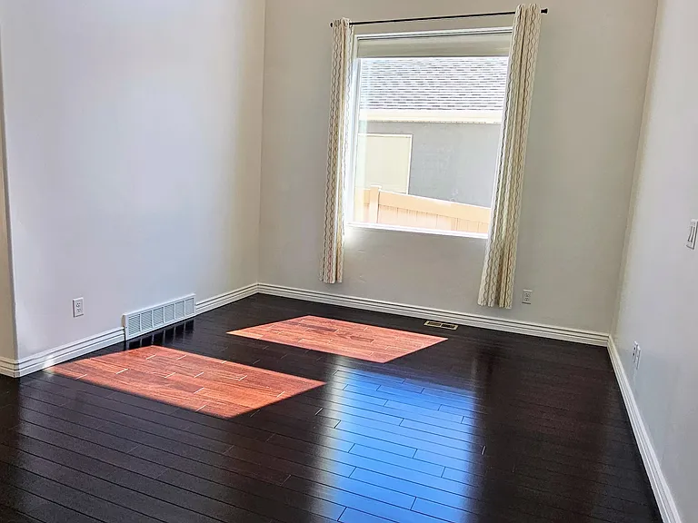 778 W Sunrise Way — Photo 5