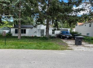 18912 101st St, Bristol, WI 53104