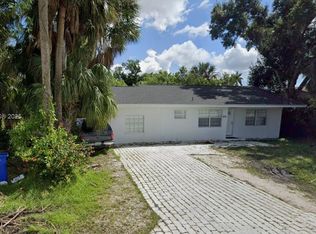 915 E Alderman St, Fort Myers, FL 33916