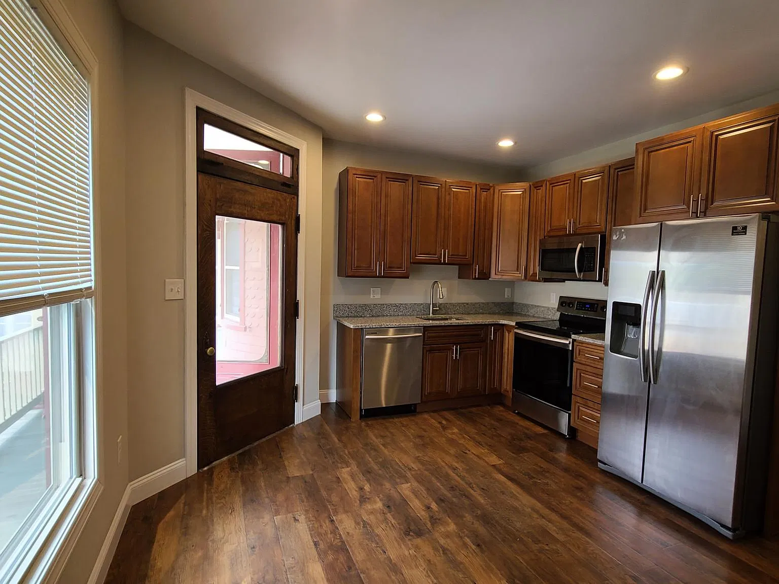 1 bed, 575 sqft, $1,485 — Photo 2