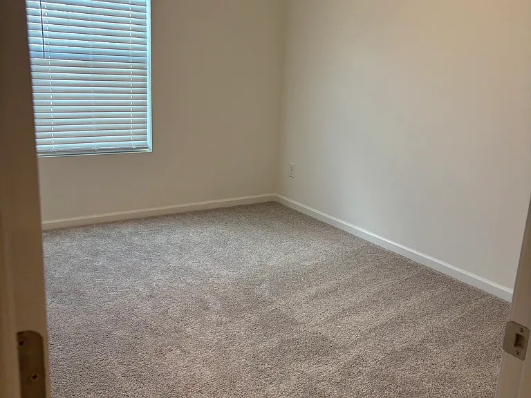 5008 Falstone Dr — Photo 26