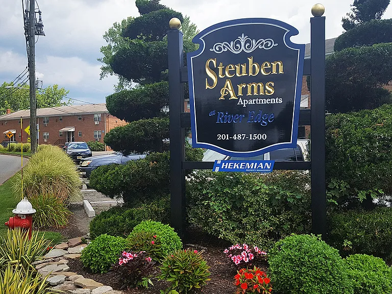Steuben Arms — Photo 1