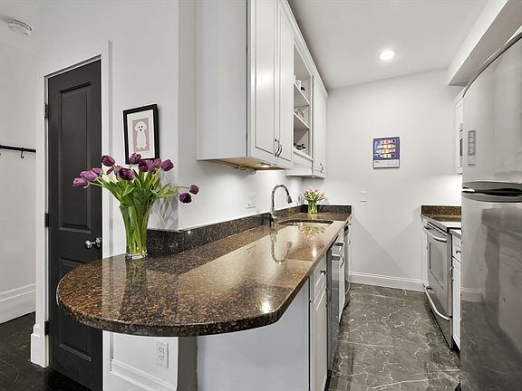 5th image of 77 Waltham St APT 2