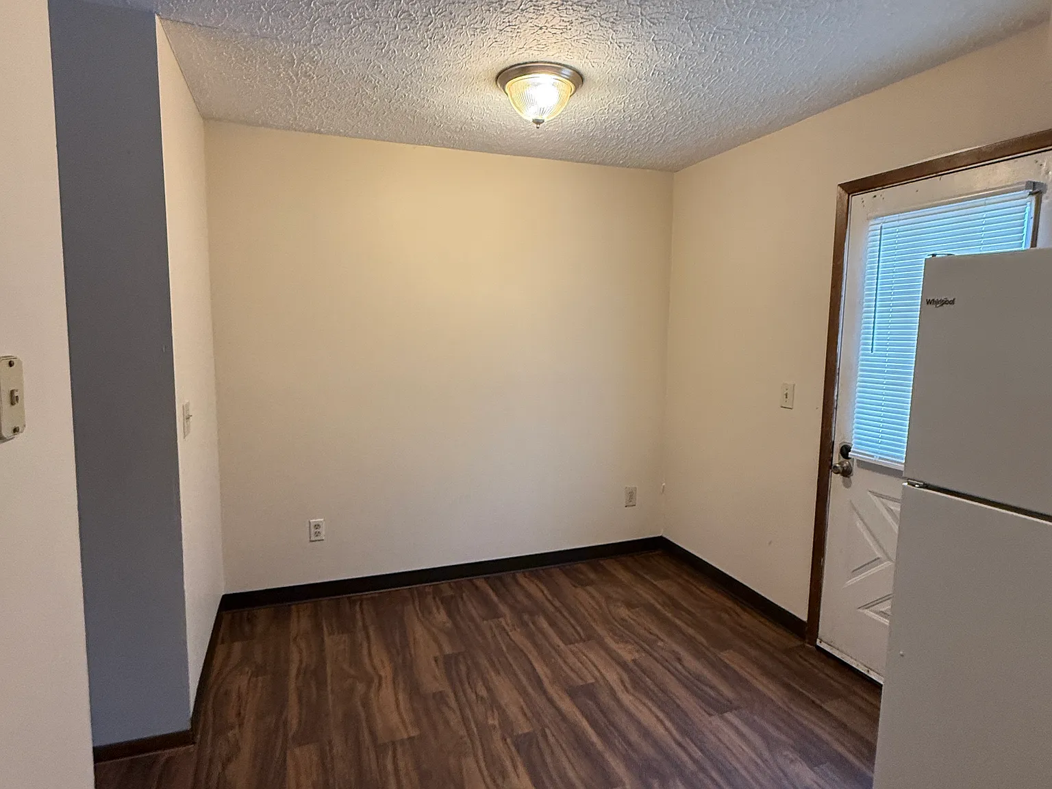 2 bed, 1.5 bath, $1,200 — Photo 2