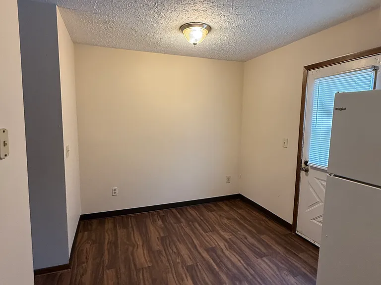 7731 Shirlington Dr — Photo 2