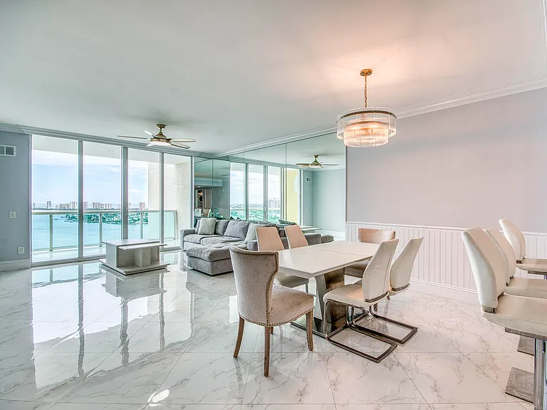 2650 Lake Shore Dr #2303 — Photo 6