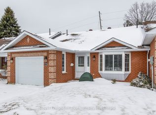 90 Burke St #2, Penetanguishene, ON L9M2H2