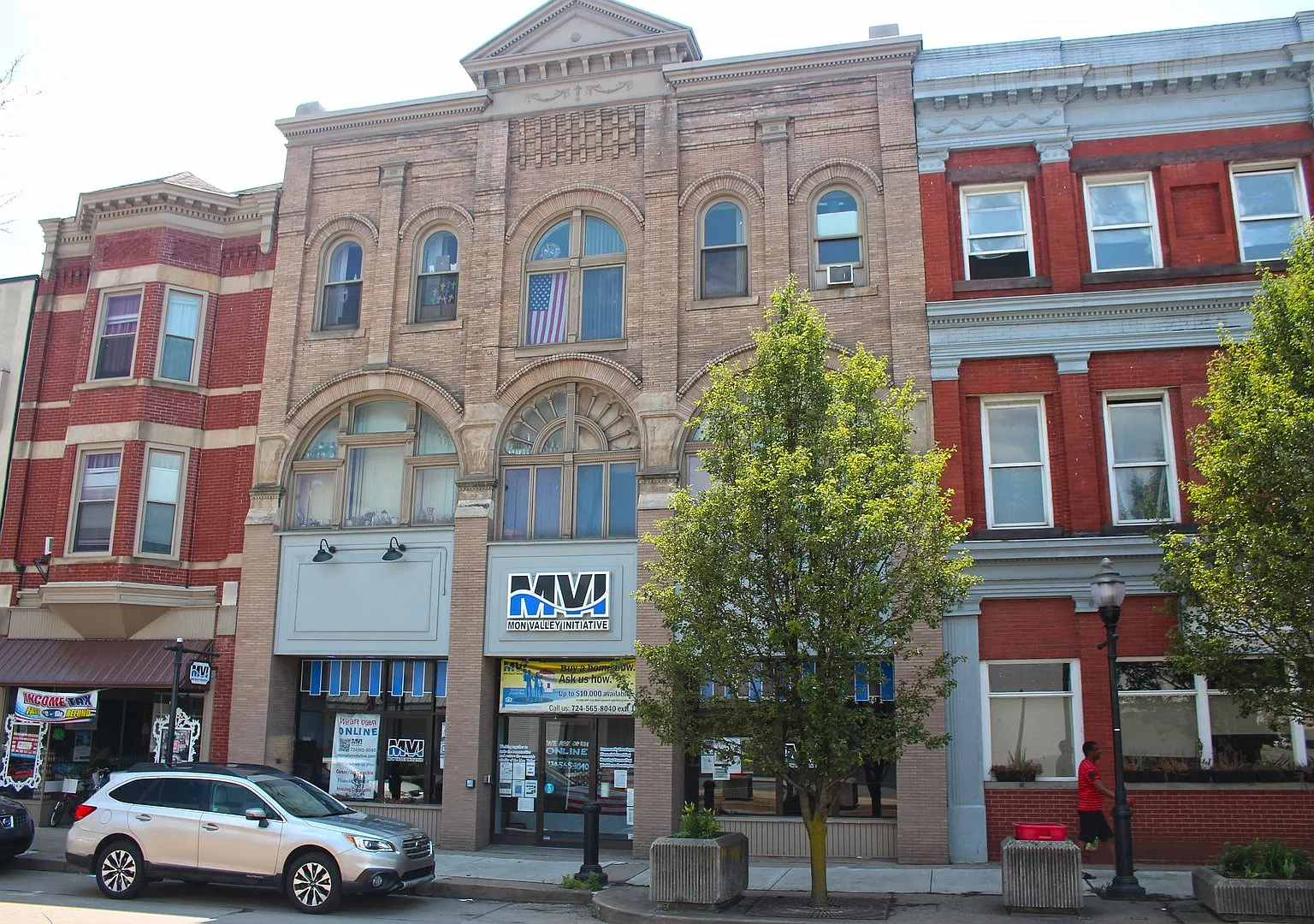 Fifth Street Place — Photo 2