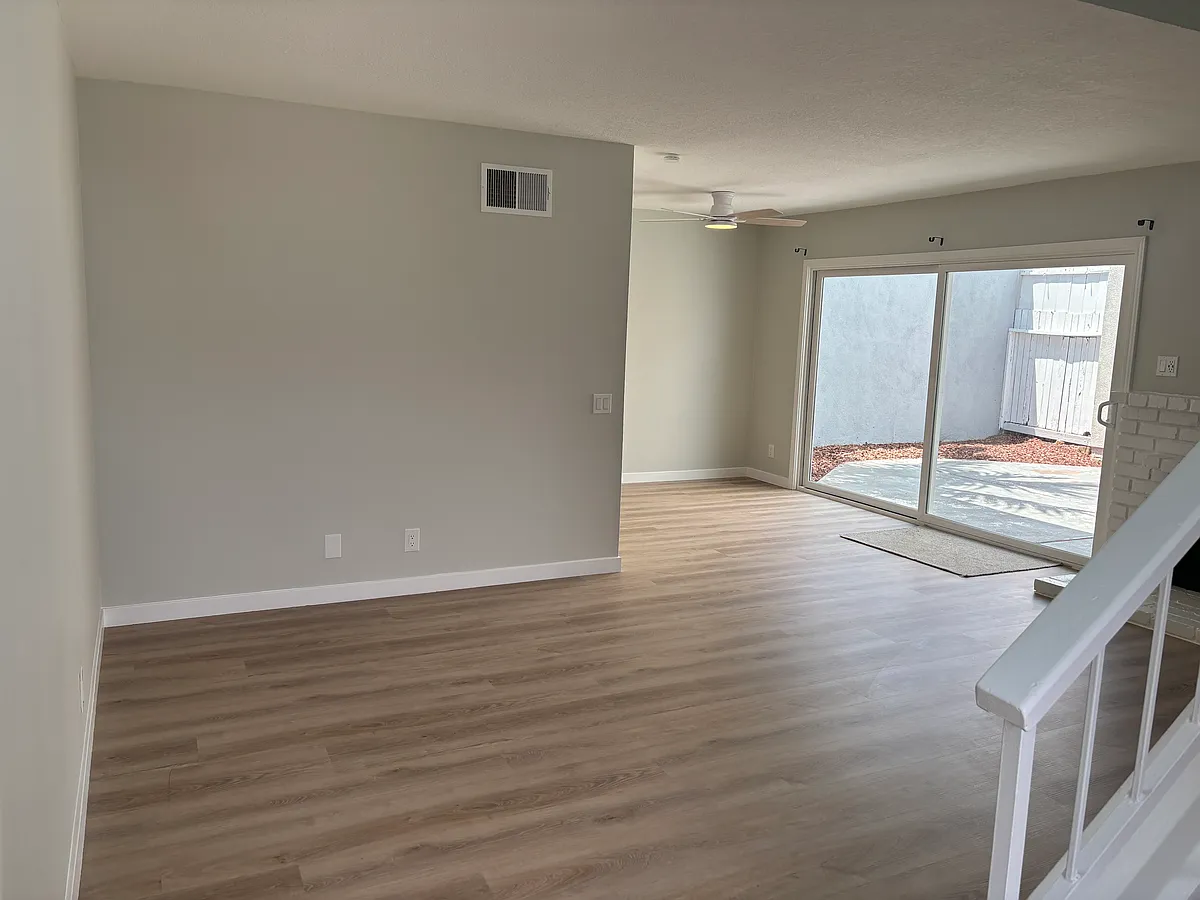 Building Photo - 25736 Avenida Pedrigal