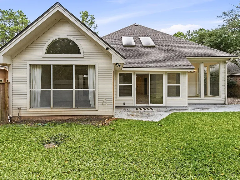 23 Cedar Chase Pl — Photo 31