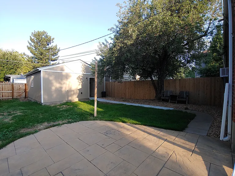 1850 S Logan St — Photo 21