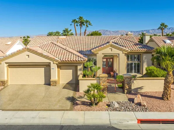 78646 Waterfall Dr, Palm Desert, CA 92211