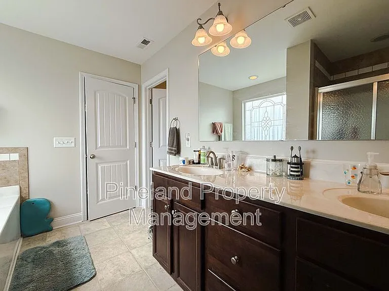 3935 Standardbred Dr — Photo 10