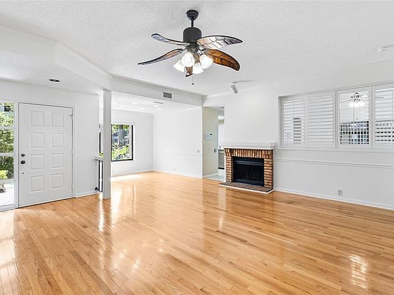 5th image of 3016 LANDMARK BOULEVARD #401