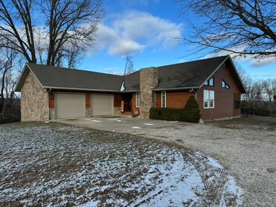 305 Mcfarland Avenue Avenue, Cassville, MO, 65625