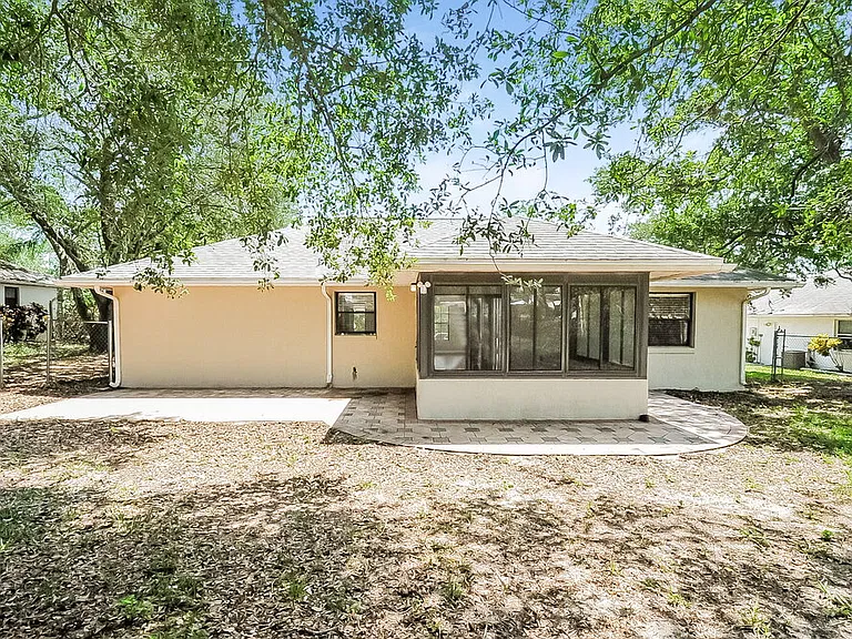 801 Cambridge Way — Photo 24