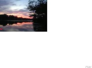 21 Ball Pond Rd E, New Fairfield, CT 06812