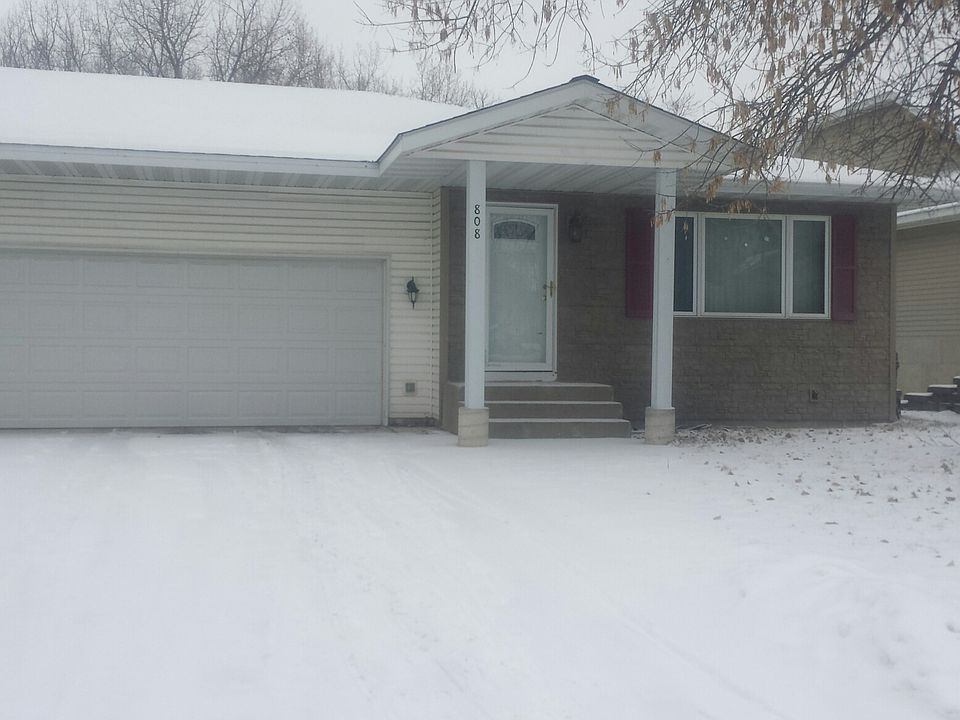 Front of townhome