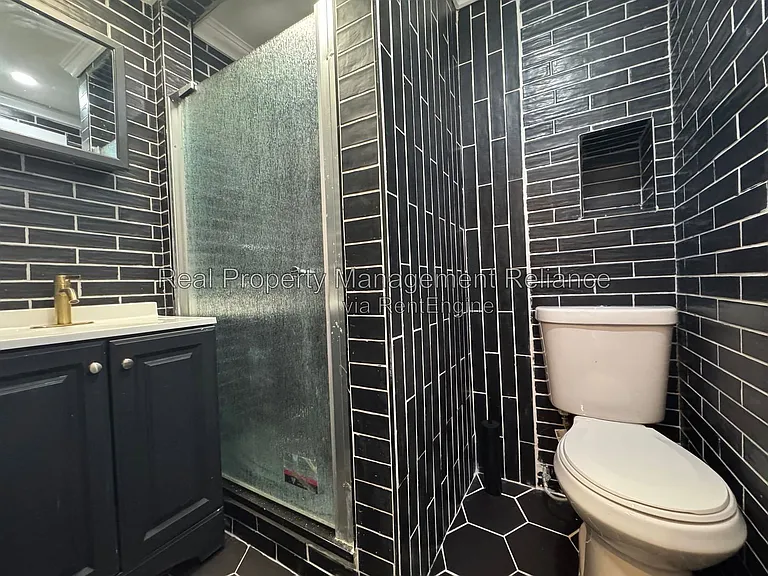 44 Pingree St #5 — Photo 13
