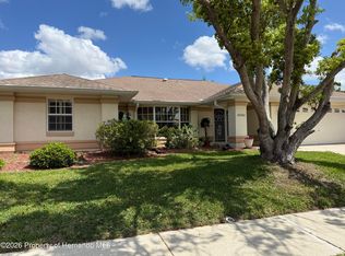10381 Sandtrap Dr, Spring Hill, FL 34608