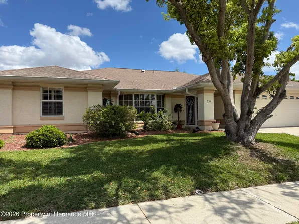 10381 Sandtrap Dr, Spring Hill, FL 34608