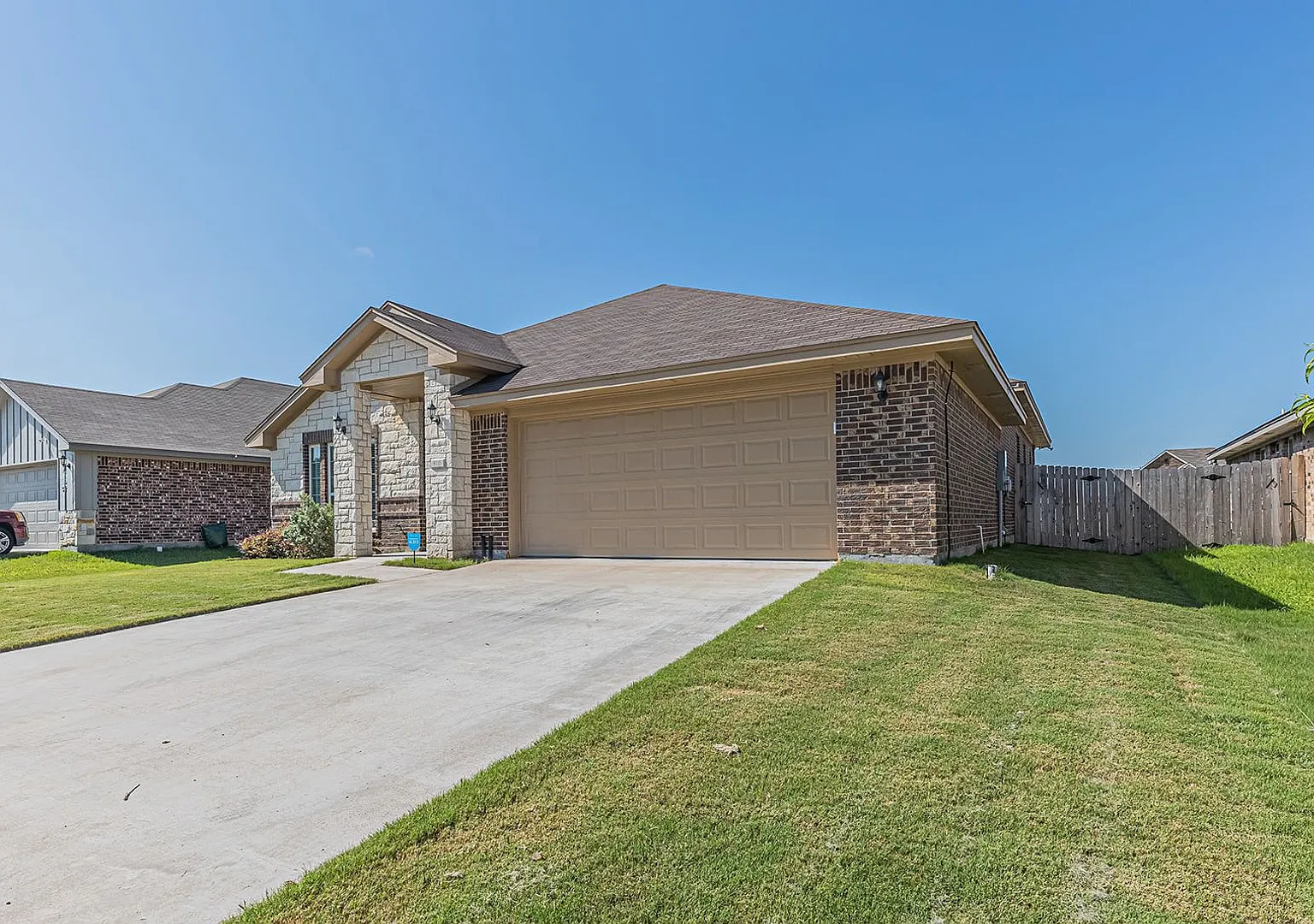810 Earp Dr, Killeen, TX — Photo 2
