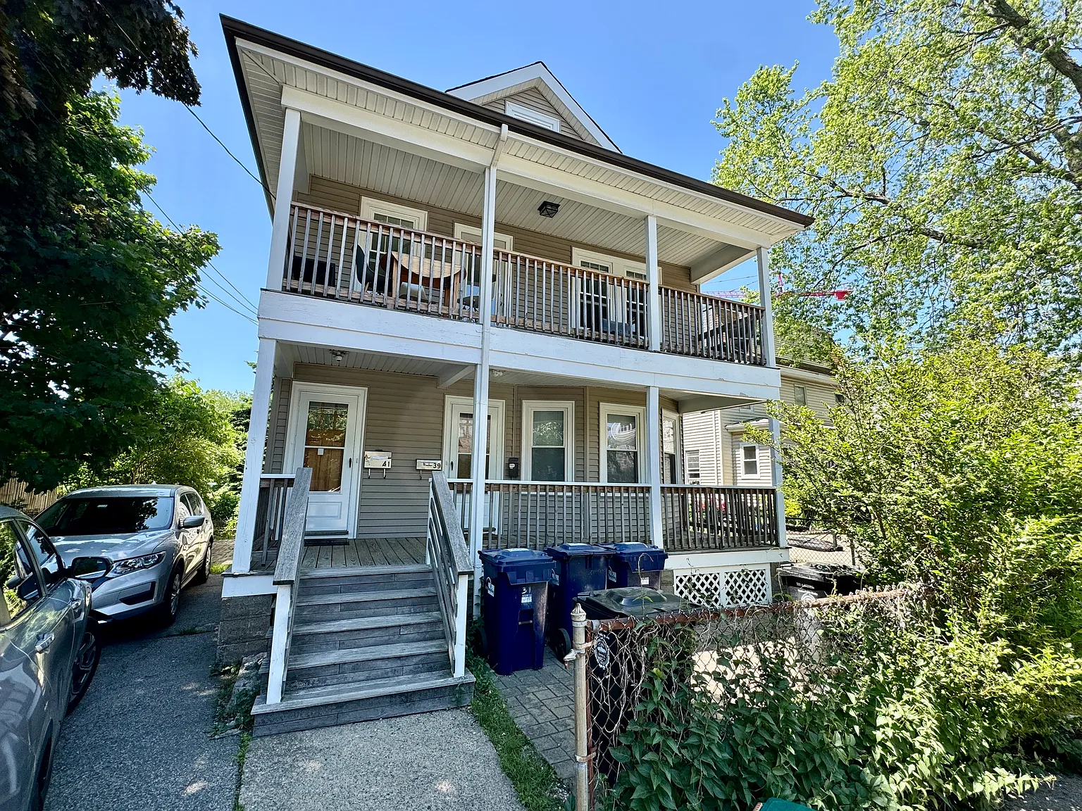 3 bed, 2100 sqft, $3,200 — Photo 1