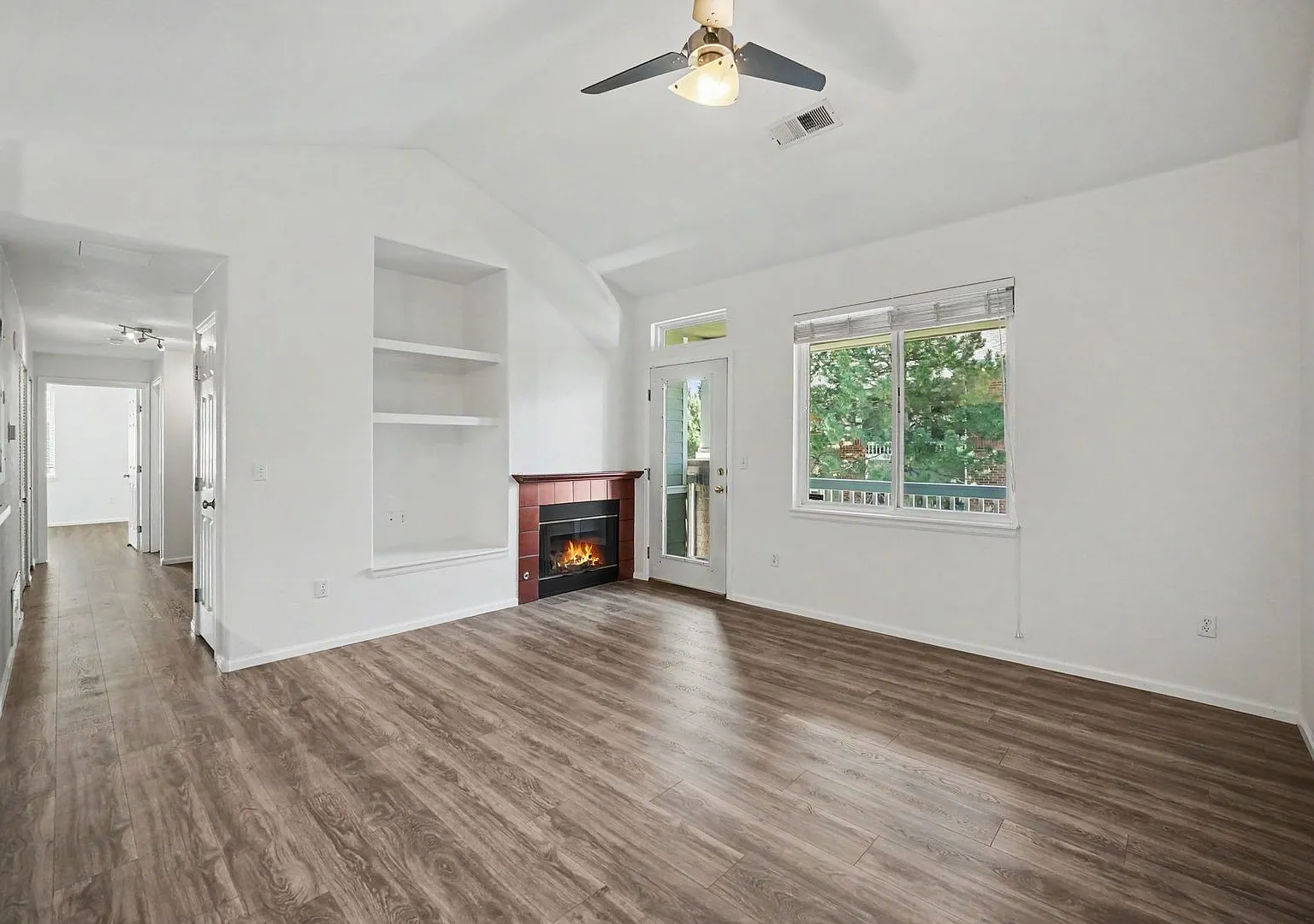 Recently remodeled 2-bedroom, 2-bath home in Littleton, CO — Photo 4