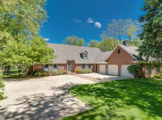 50980 Park Ridge Ct, Granger, IN 46530
