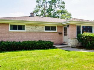 1037 Willson Dr, Des Plaines, IL 60016