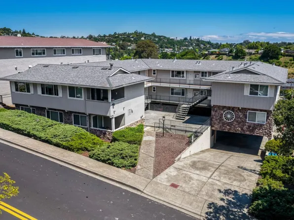 Geraldine Way, Belmont, CA 94002