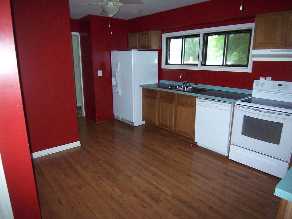 2nd image of 30 Osage Rd