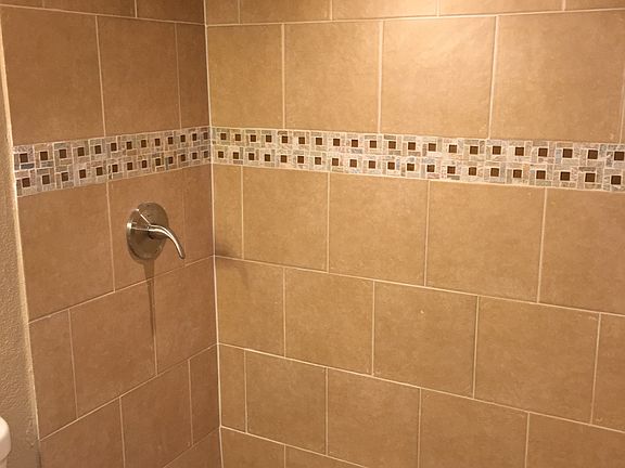 5th image of 208 Nita Dr