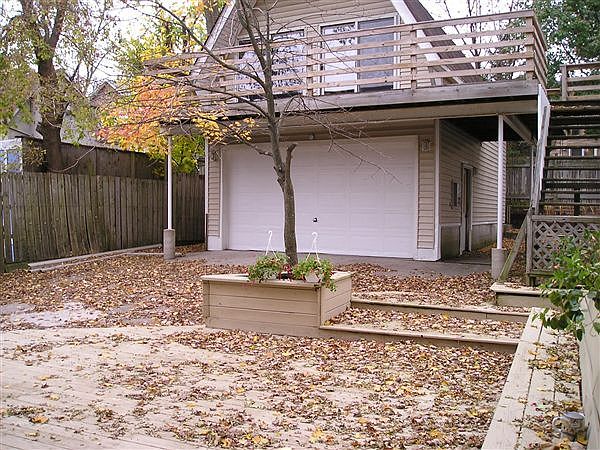 313 N. Seventh 2 Car Garage