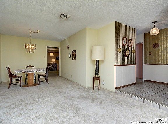 5th image of 6901 N Forest Crest St