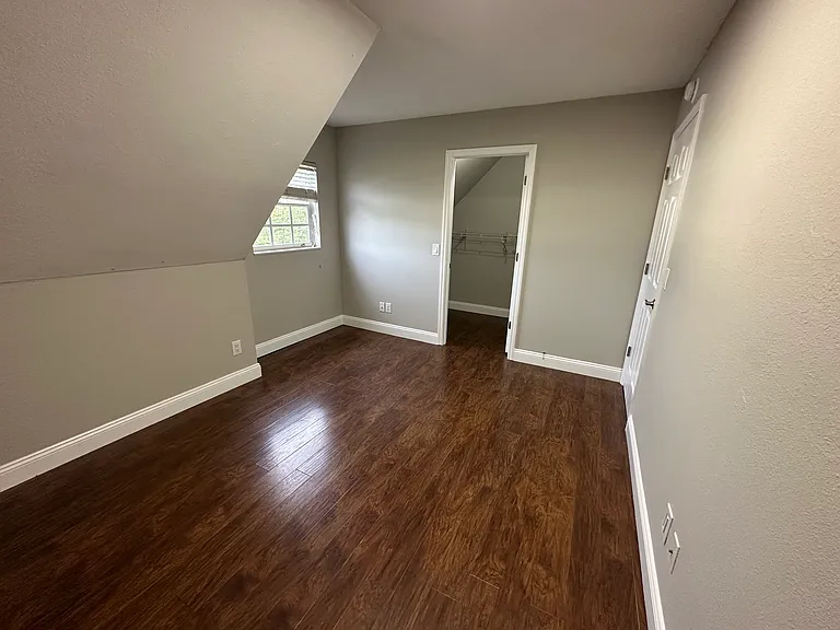 17500 Phlox Dr — Photo 9