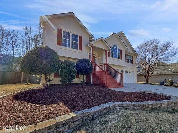 5th image of 912R Castlerock Way