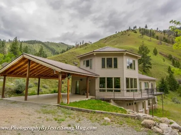 667 Panther Creek Rd, Shoup, ID 83469