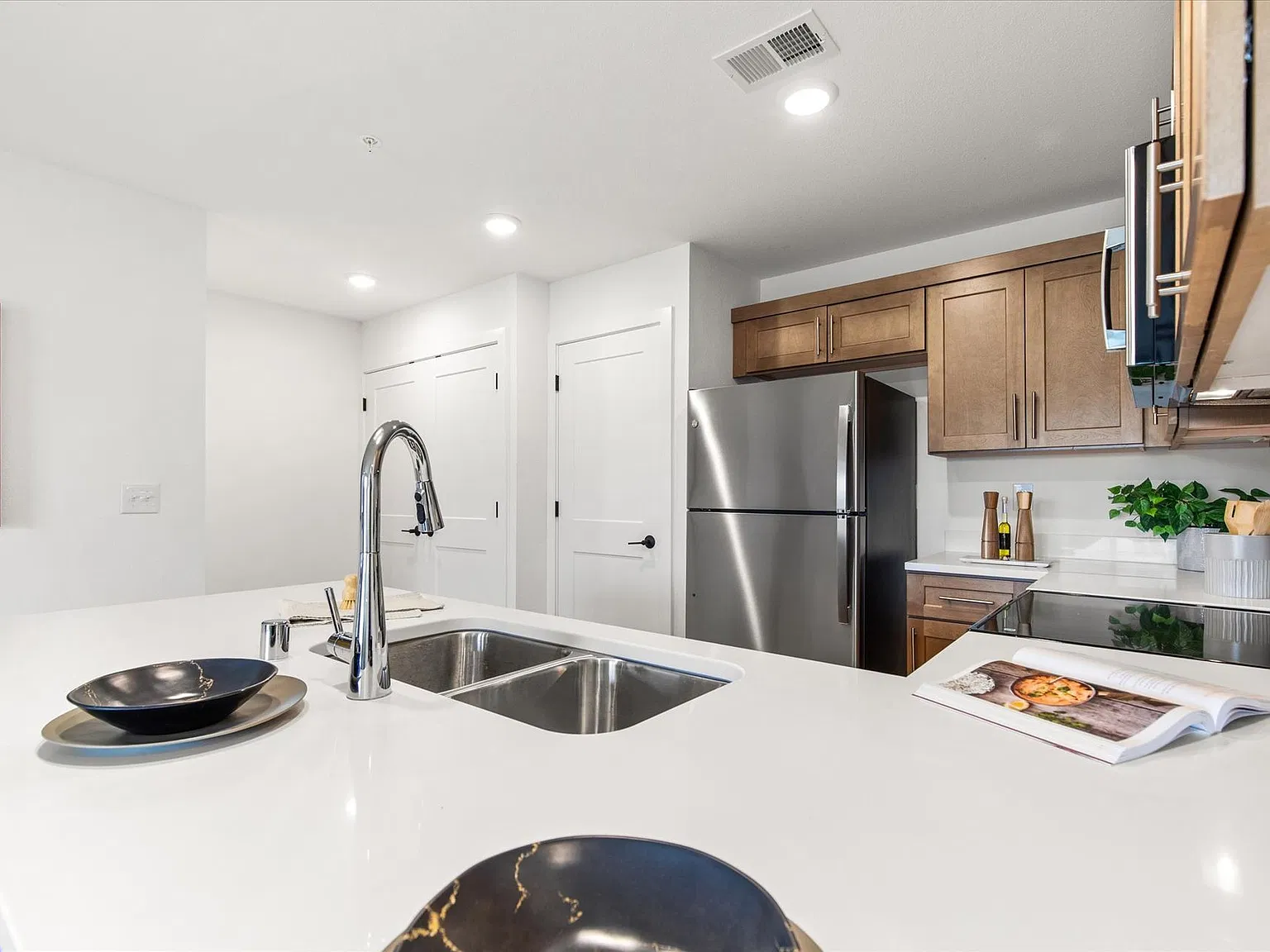 Meadow Estates Apartments — Photo 2