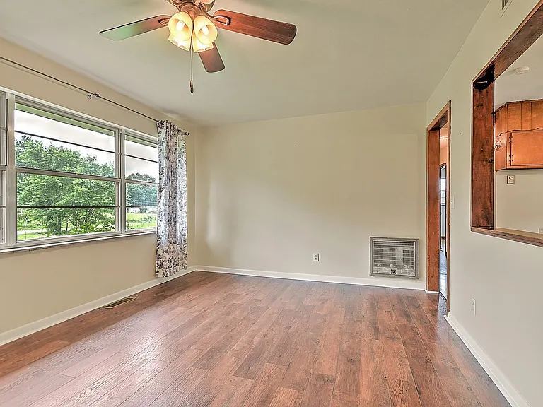 945 Bishop Loop — Photo 17