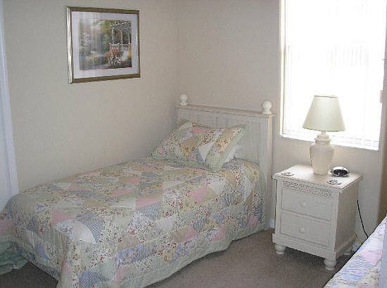 CP4P301TC-twin-bedroom-2